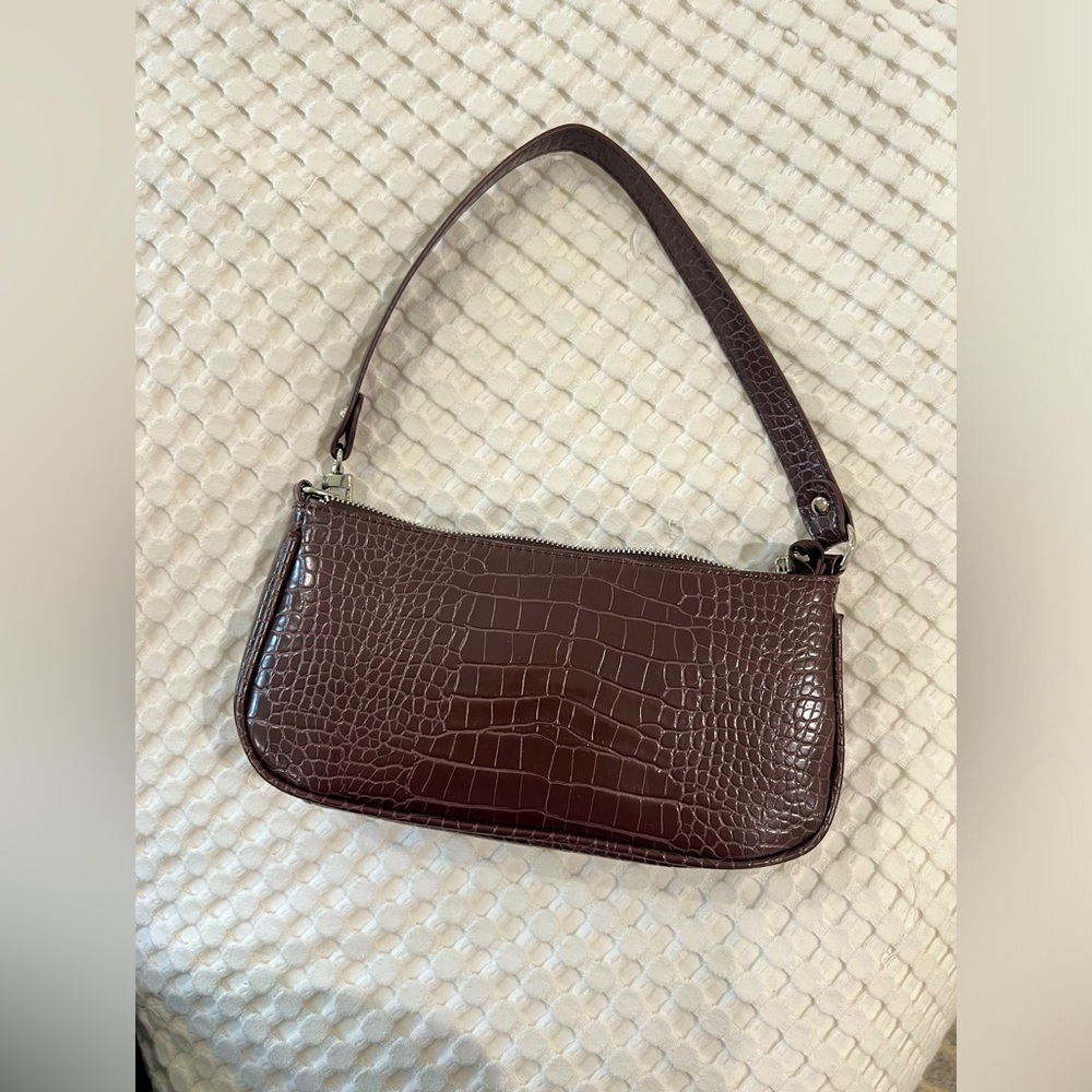 Chocolate brown shoulder bag